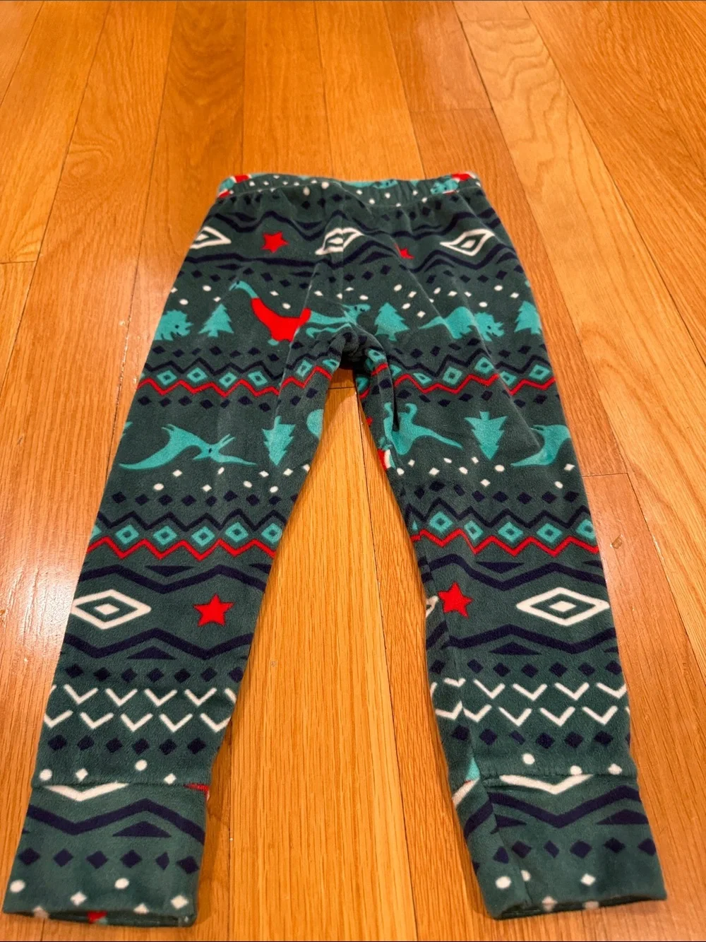 Cat & Jack holiday Christmas dinosaur pajamas set size 3T .